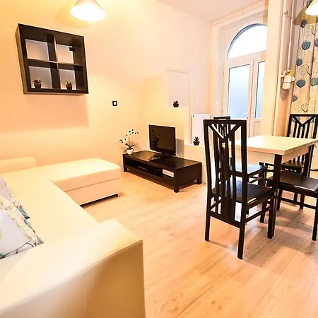 Apartamento Somogyi *